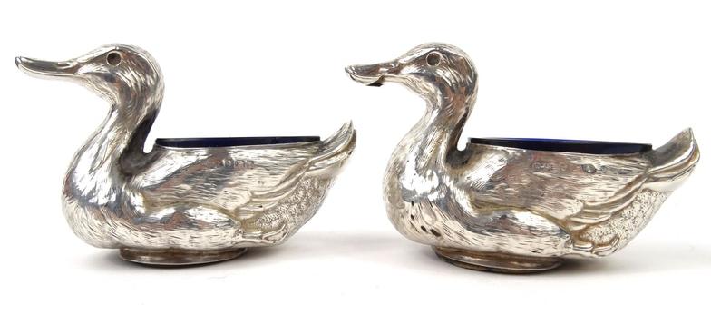 Pair of novelty silver duck salts with blue glass liners, HW Ltd Birmingham 1905-06 and numbered - Image 7 of 8