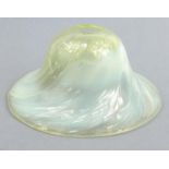 Victorian Vaseline glass lamp shade, 19cm diameter : For Condition Reports please visit www.