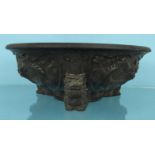 Oriental fruit bowl with dog of Foo supports, 25cm diameter : For Condition Reports please visit