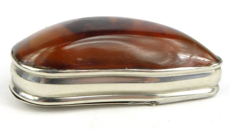 Georgian unmarked silver and shell snuff box with floral chased lid, together with a brass mussel - Image 2 of 11