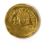 Roman? gold coin, 2cm diameter : For Condition Reports please visit www.eastbourneauction.com