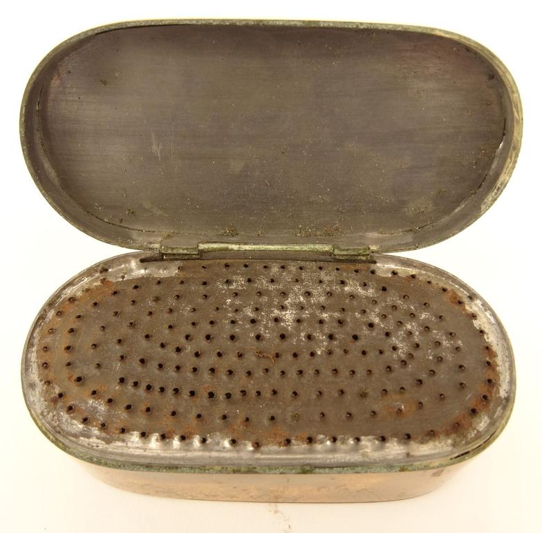 Victorian brass nutmeg grater tin, 9cm long : For Condition Reports please visit www. - Image 9 of 9