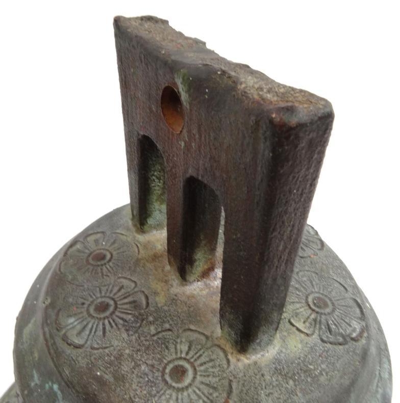 Large bronze monastery bell possibly Spanish, 28cm high x 30cm diameter : For Condition Reports - Image 4 of 6