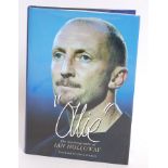 FOOTBALL; Ollie - Ian Holloway - signed autographed book