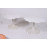 2 Eero Saarinen for Arkana style tulip s