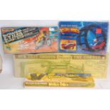 GAMES: A collection of 4x vintage toys /