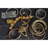A collection of assorted costume jewelle