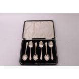 A cased set of silver hallmarked spoons
