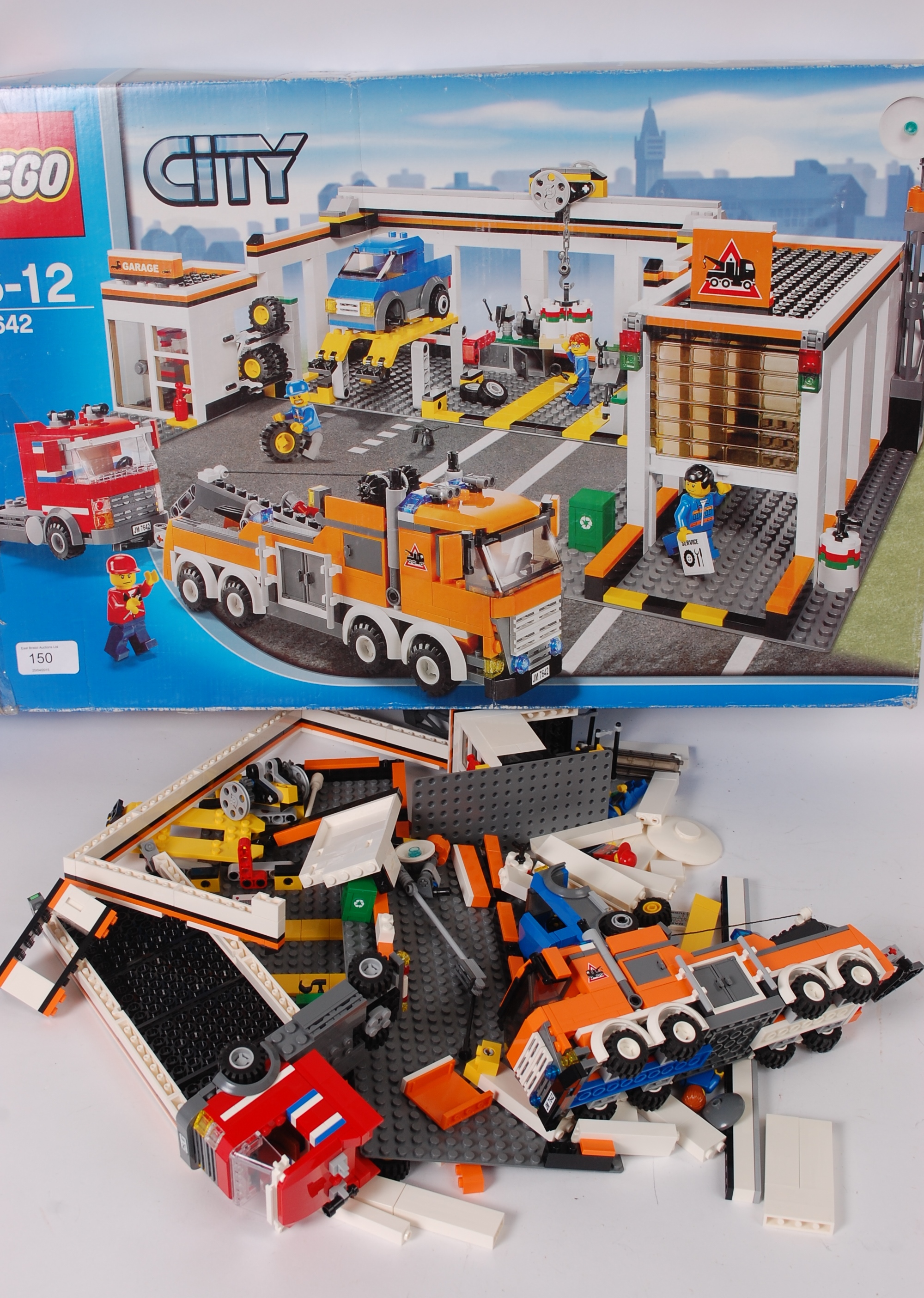 LEGO; An original Lego City boxed set 76 - Image 2 of 3