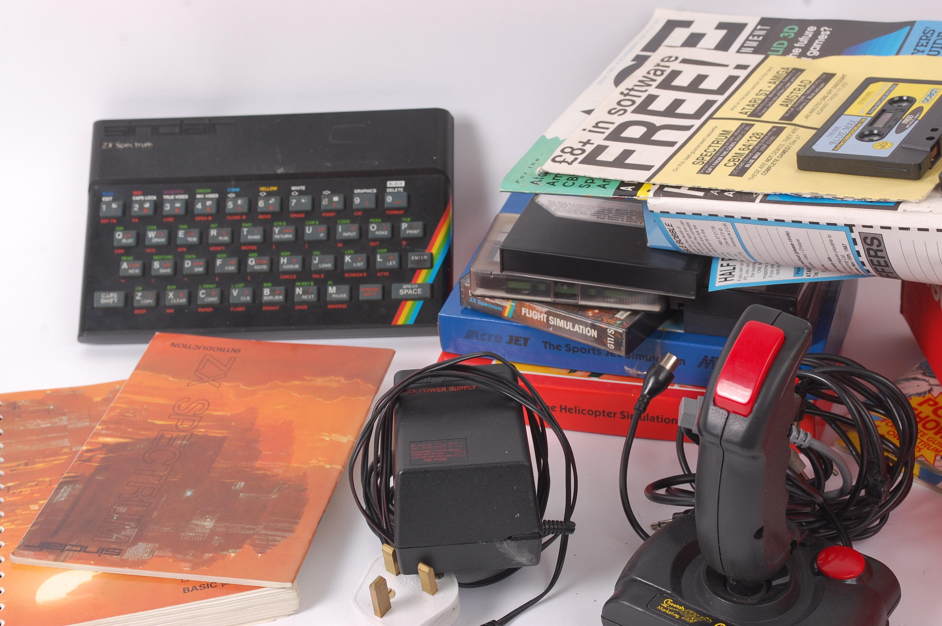 SINCLAIR ZX SPECTRUM; A vintage retro ZX - Image 2 of 3