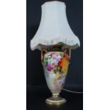 A large 20th century Japanese Ivory Blush ceramic table lamp by Noritake complete with the shade.