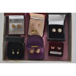 Six cased sets of ear rings to include some stamped 9 ct,