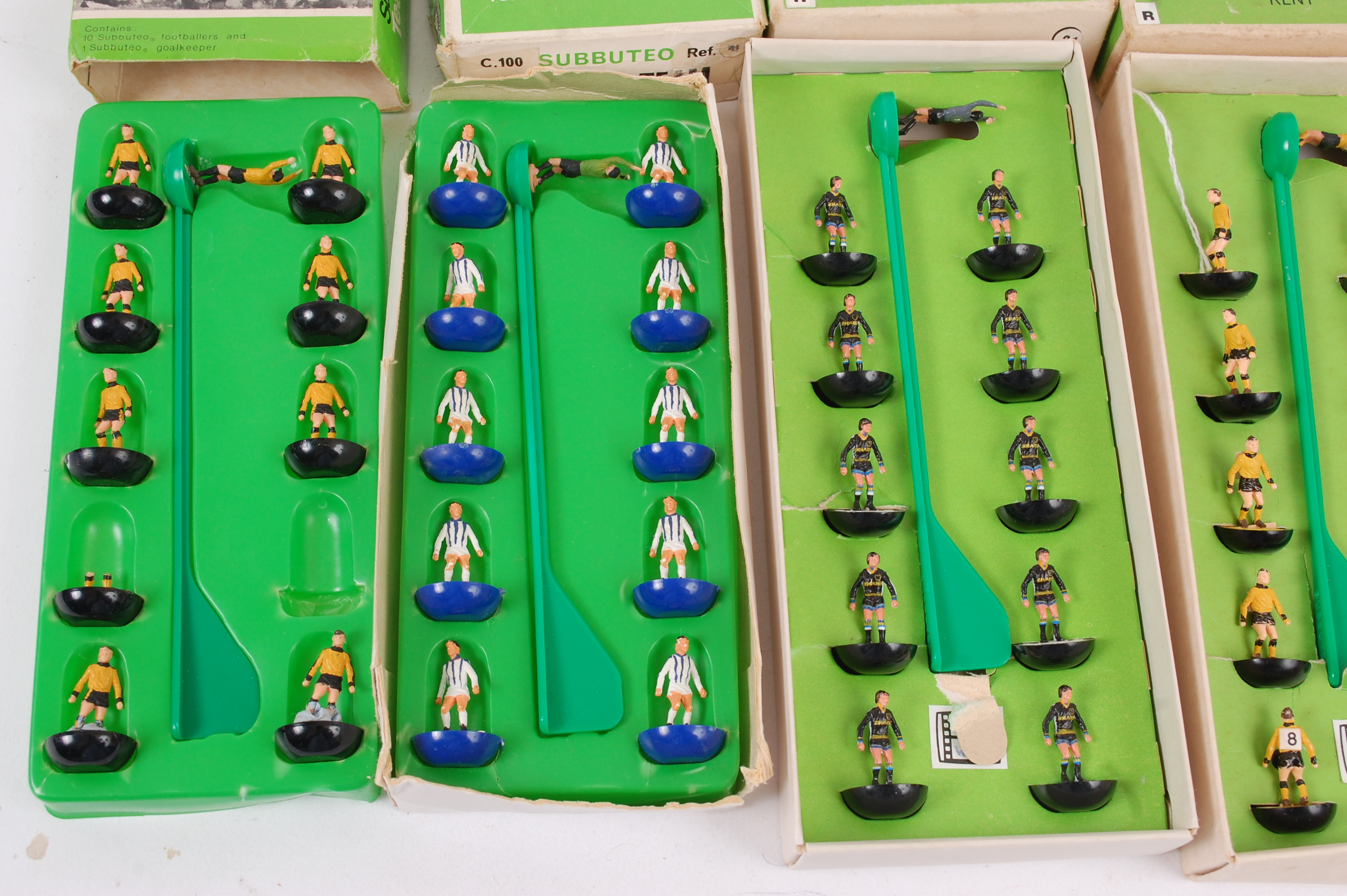 SUBBUTEO; A collection of 5x vintage Subbuteo football teams, - Image 3 of 3