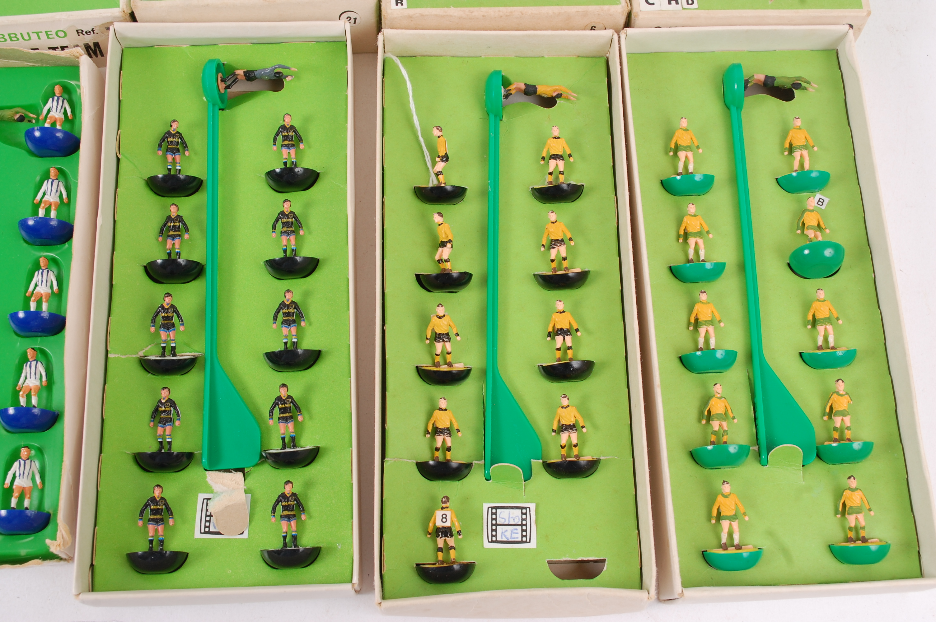 SUBBUTEO; A collection of 5x vintage Subbuteo football teams, - Image 2 of 3
