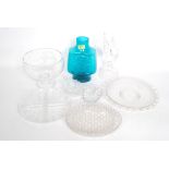 A small quantity of decorative glass to