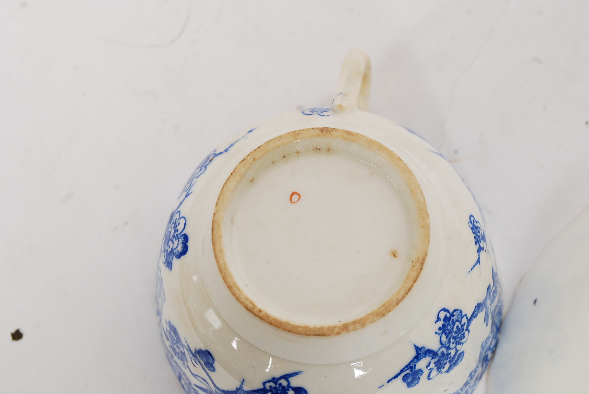 A 19th century blue and white part tea service / trios. - Image 4 of 4