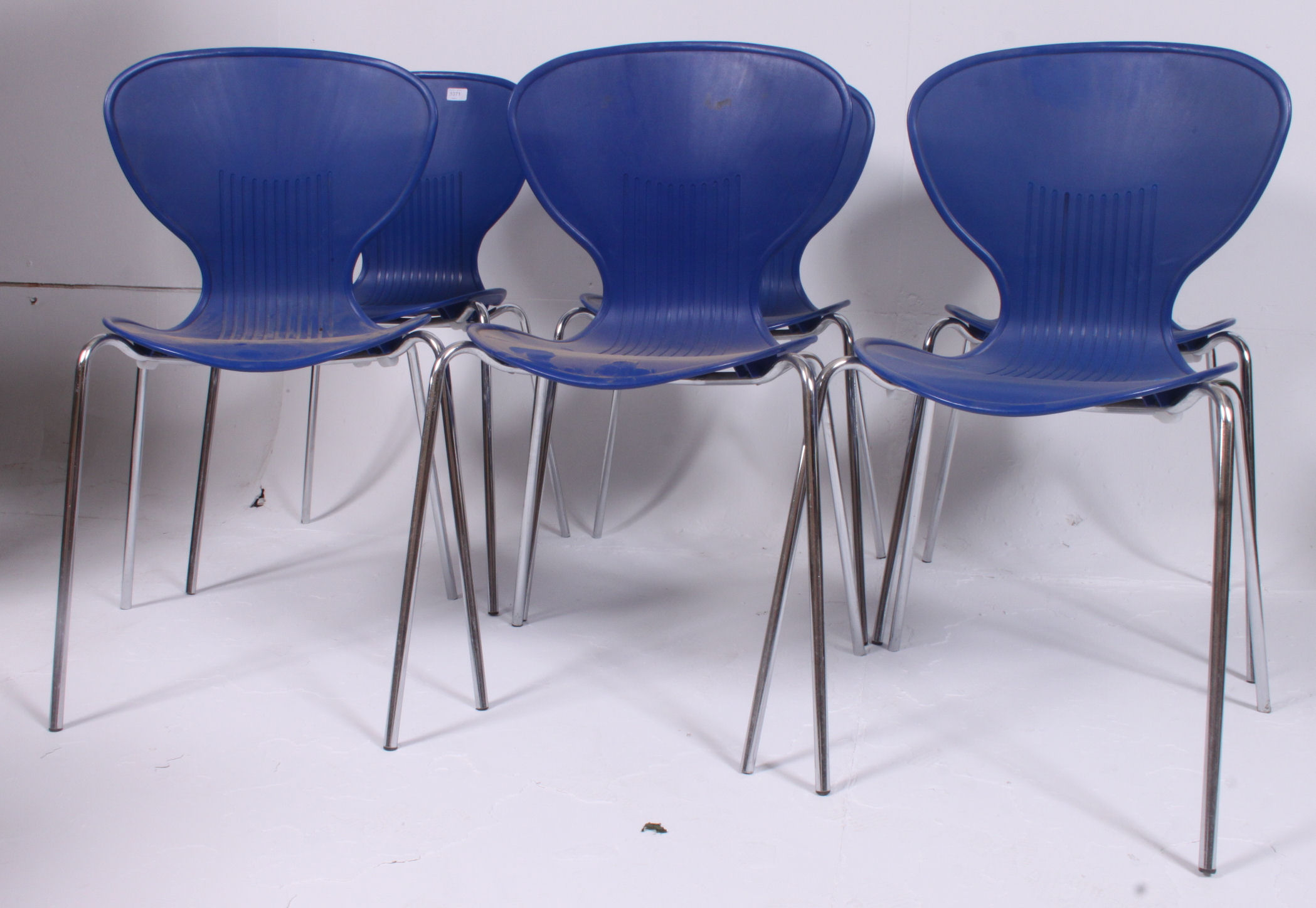 A set of 6 Fritz Hanson style series chairs by Frovi.