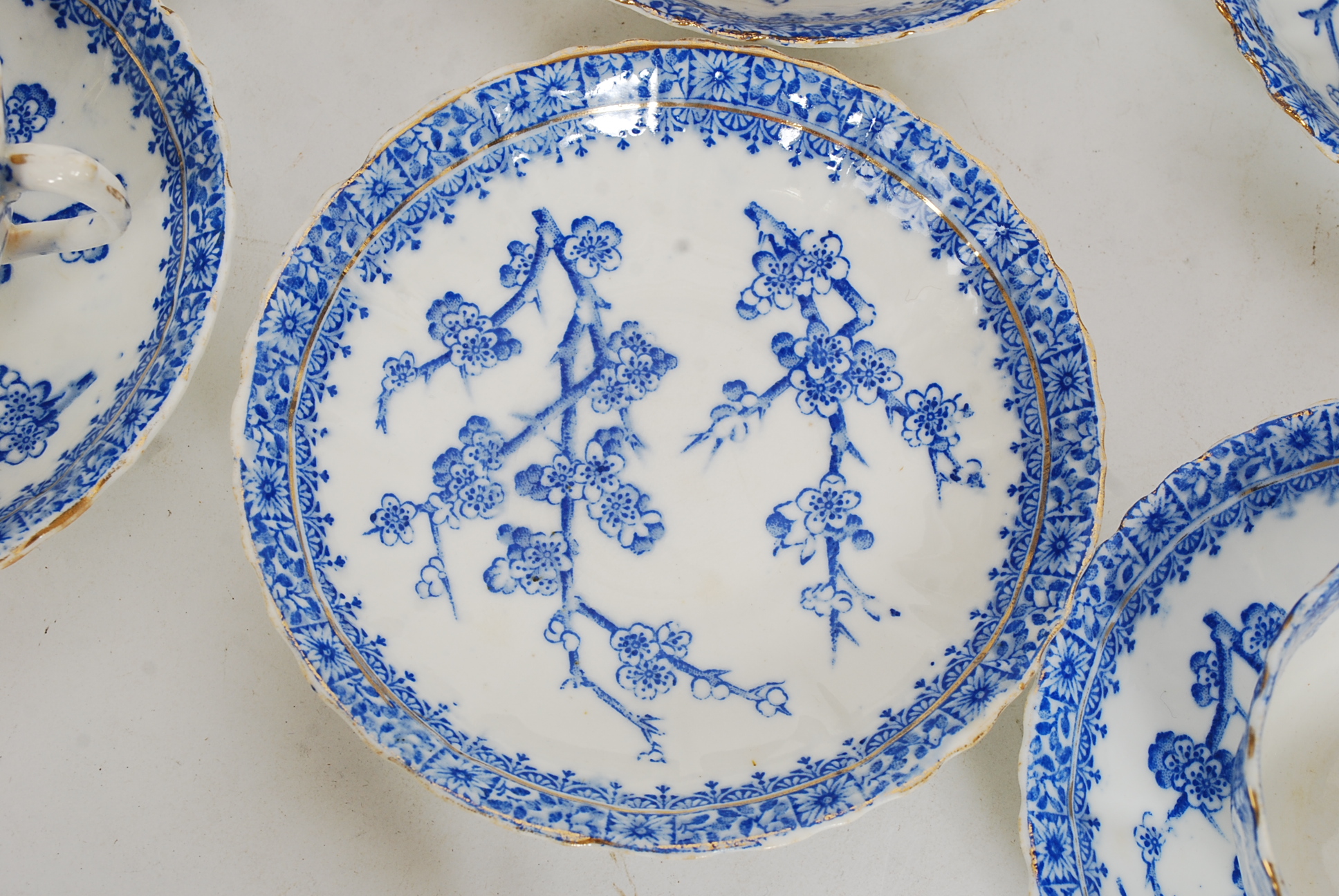 A 19th century blue and white part tea service / trios. - Image 2 of 4