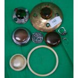 A group of jewellery accessories to incl