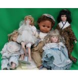 4 highly detailed China Dolls and a vint