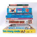 BOARD GAMES; A good collection of 10x assorted vintage board games to include Scrabble,