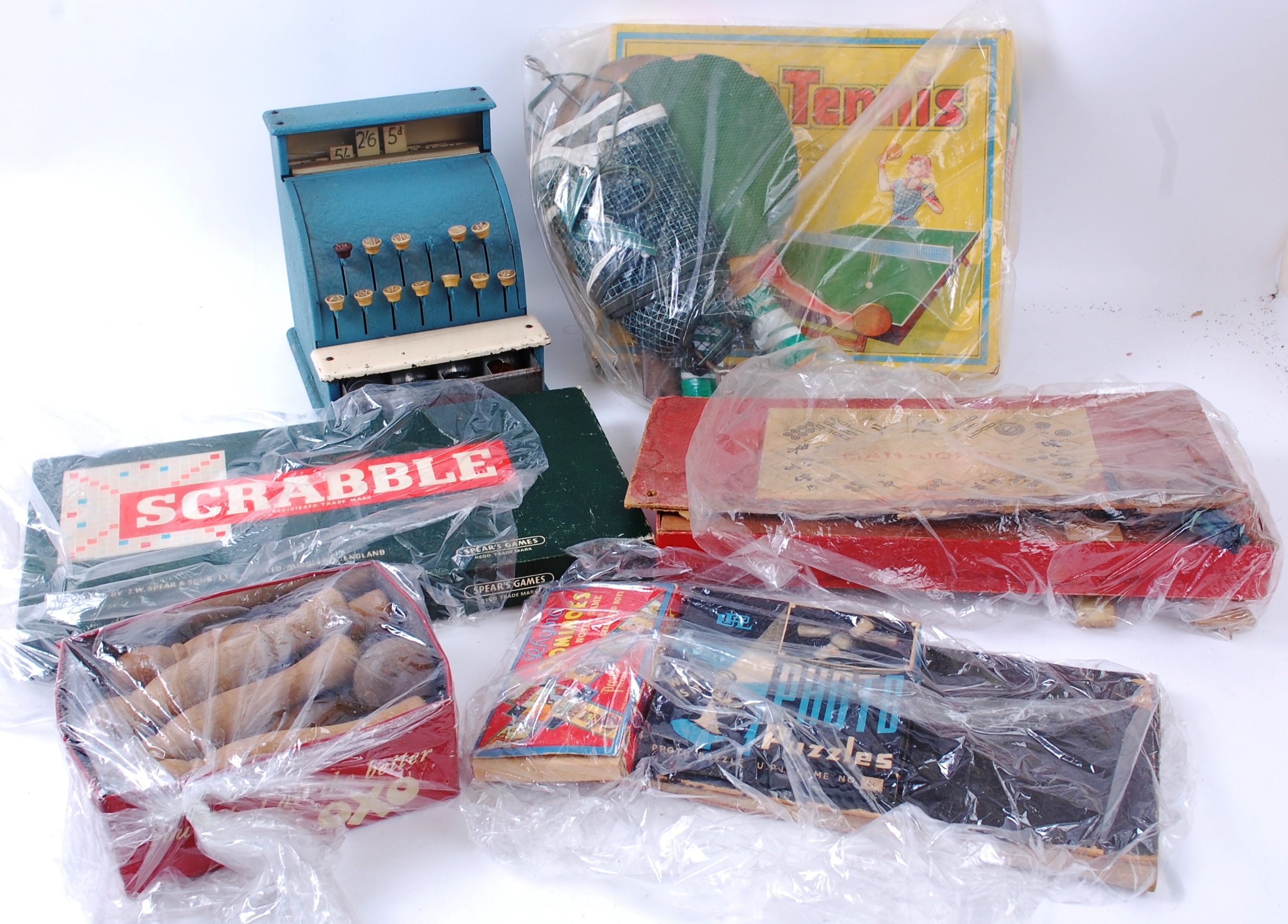 VINTAGE TOYS & GAMES;