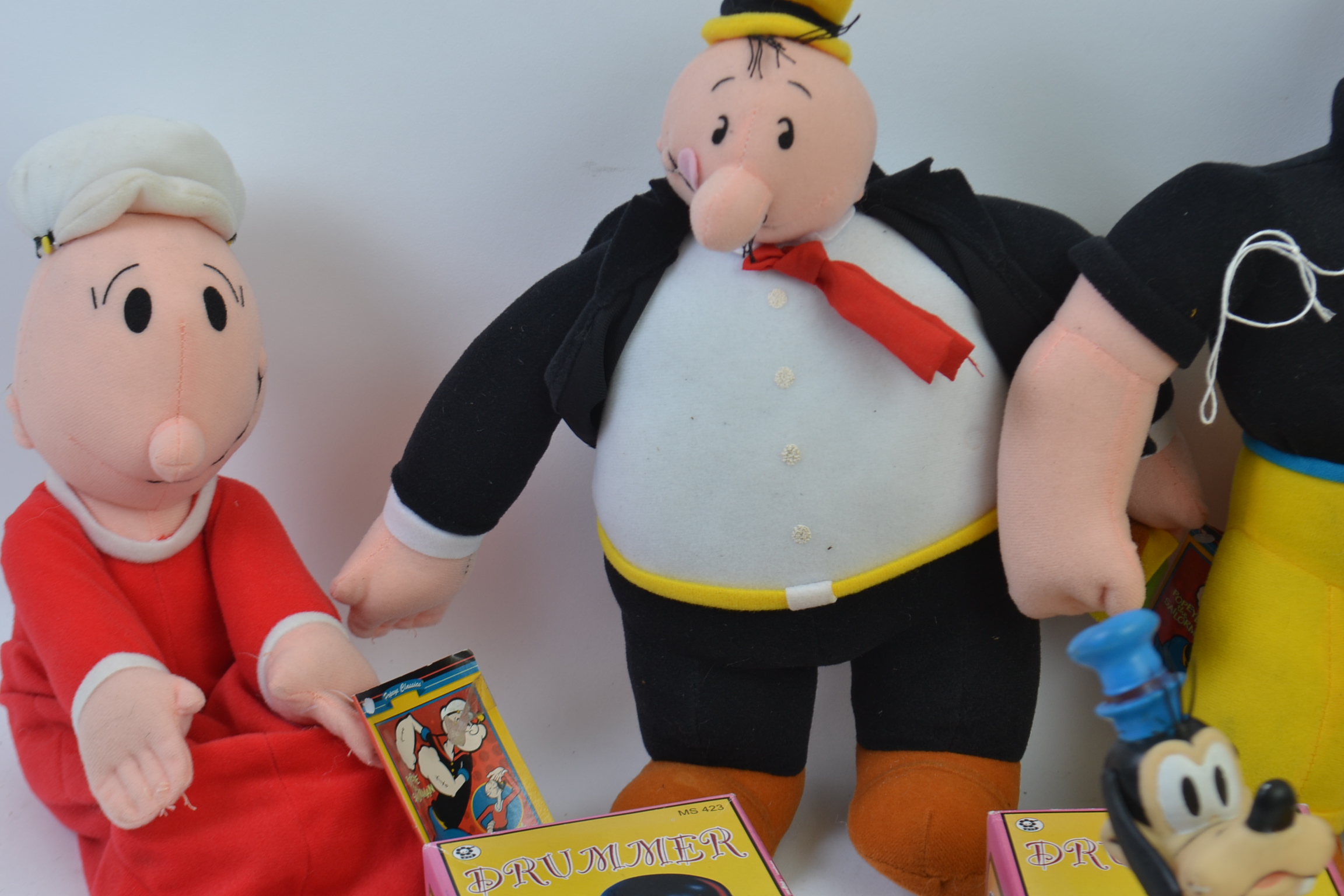 TOYS: A collection of original Kellyboy ' Popeye Classics ' stuffed character toys, - Image 2 of 4