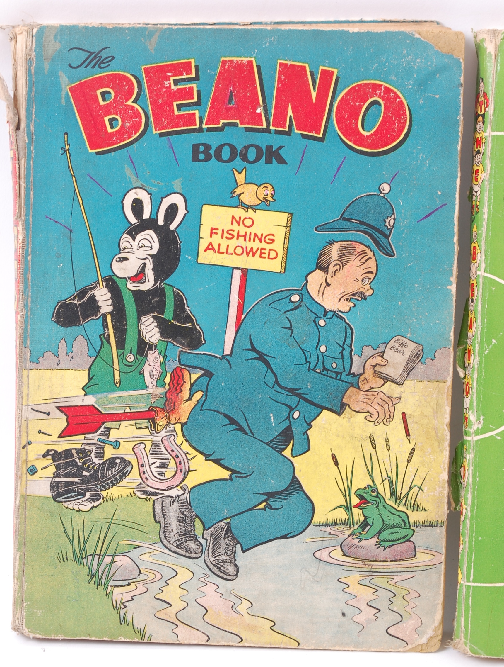 EARLY BEANO; A collection of three vintage Beano Annuals - two being early editions; - Image 2 of 5