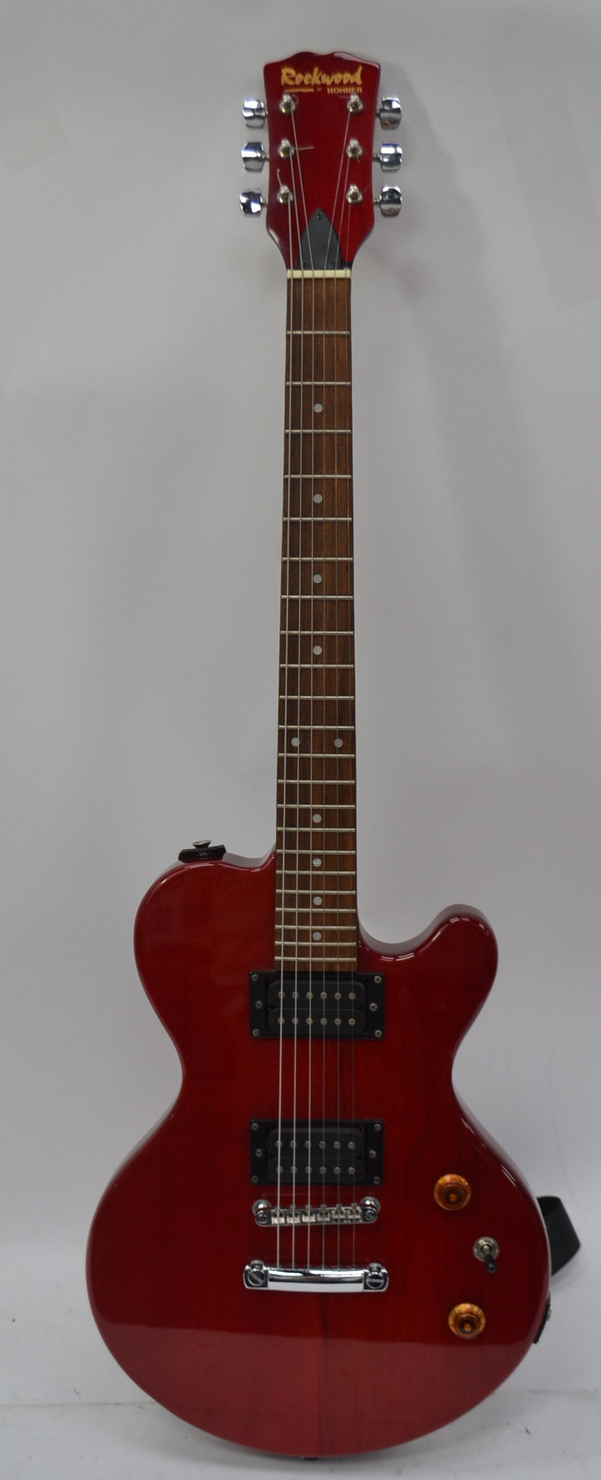 A Rockwood by Hohner Gibson style solid body electric guitar in red, with case. - Image 2 of 5