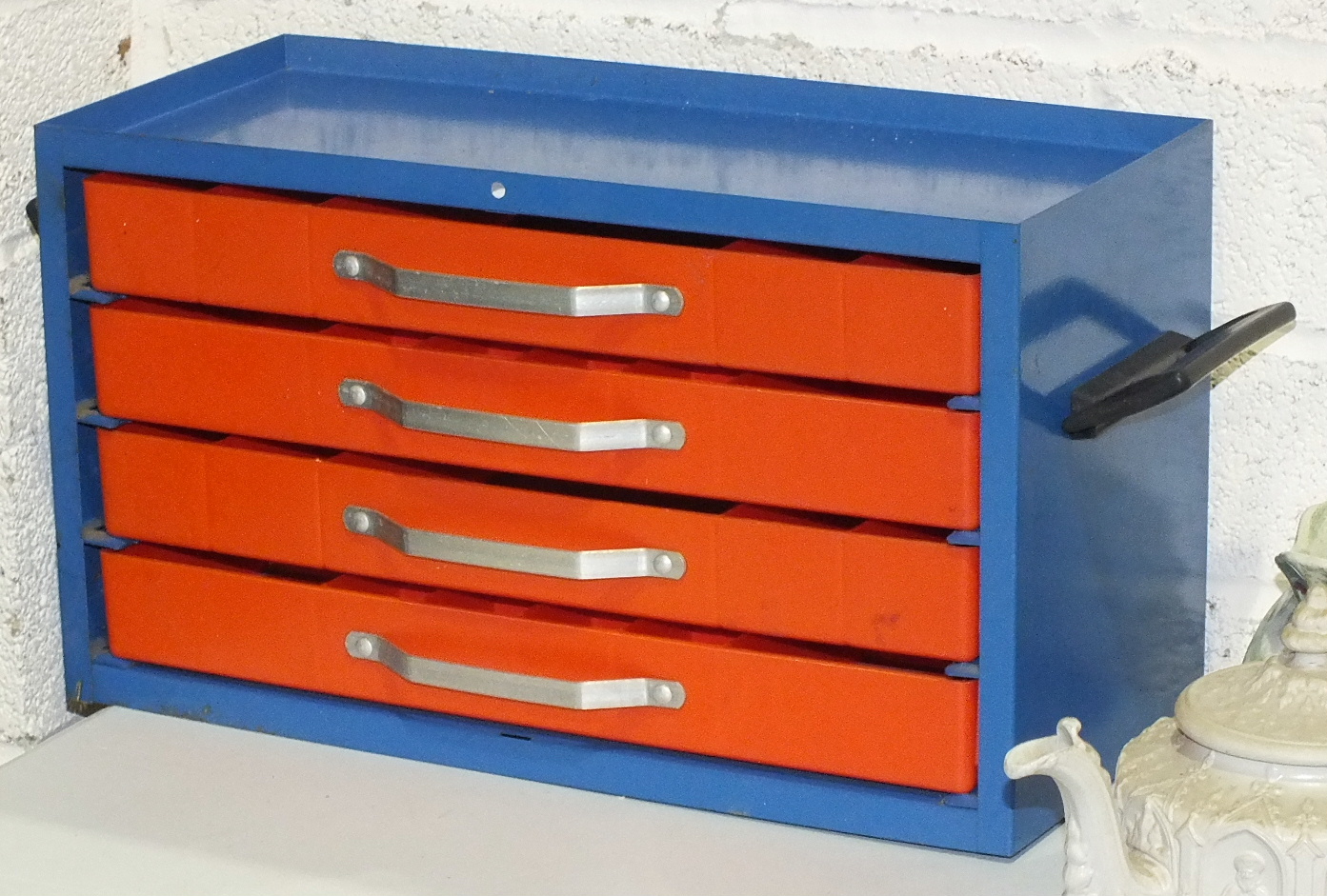A metal fifteen-drawer chest, 28.5cm wide, 99cm high, another twelve-drawer chest and other metal - Image 2 of 2