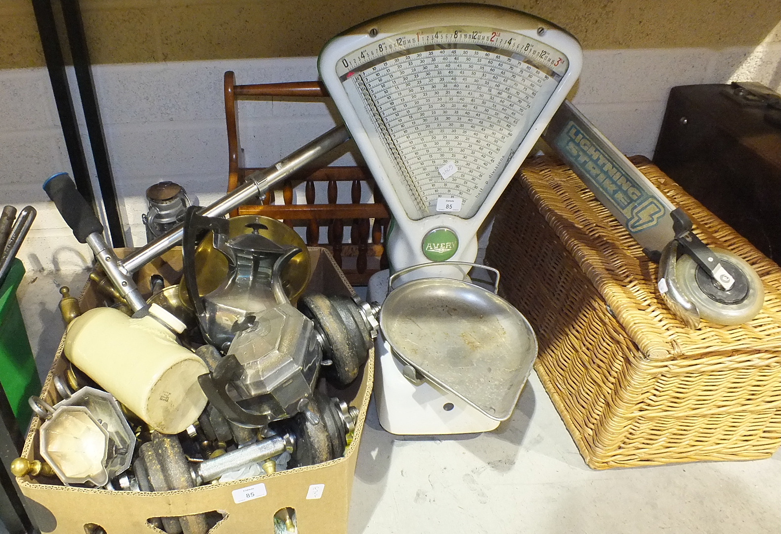 A set of Avery shop scales to weigh 3lb, various metal ware and miscellaneous items.