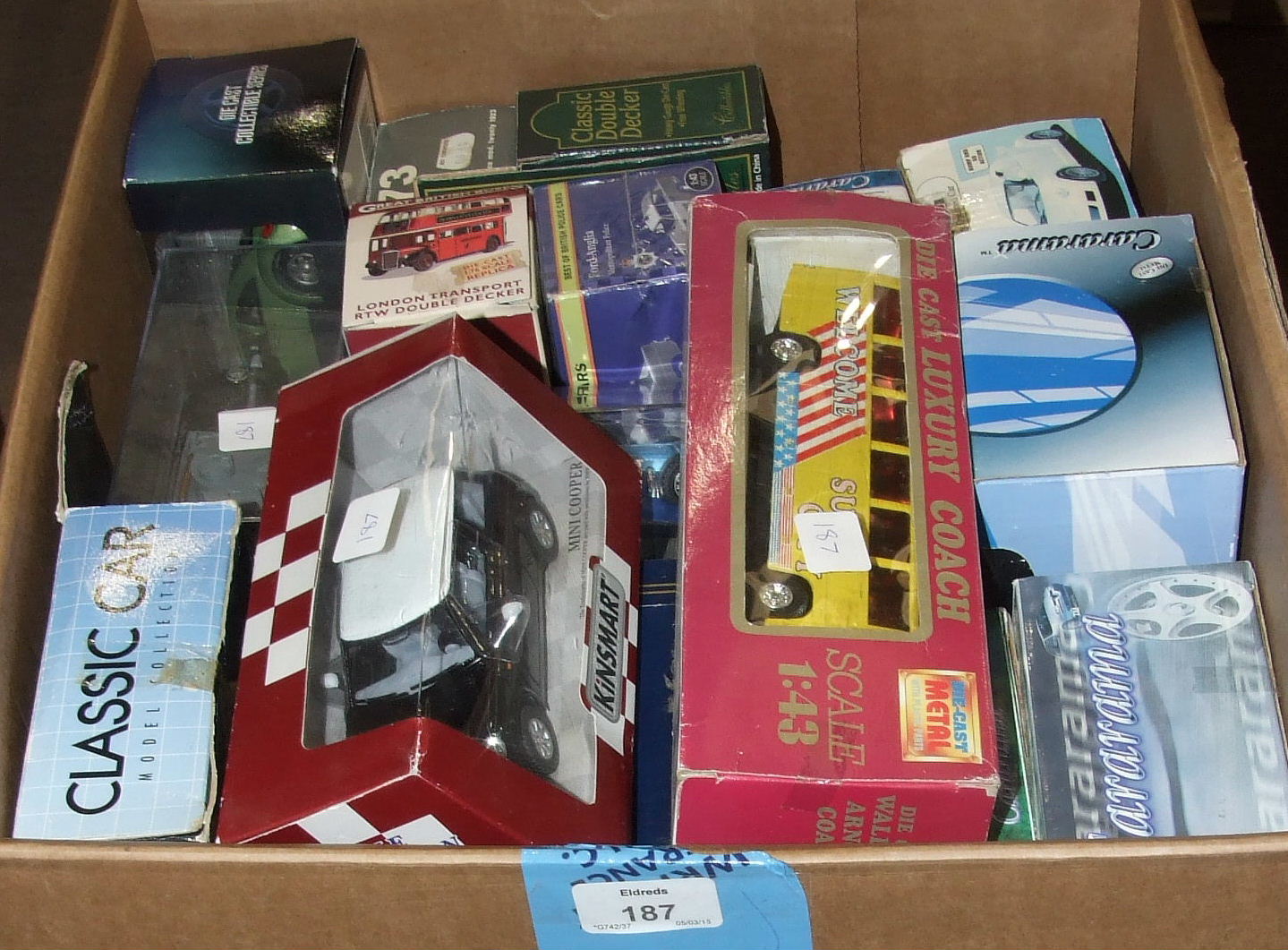 A quantity of boxed diecast vehicles, mainly foreign makes, (approximately 35).