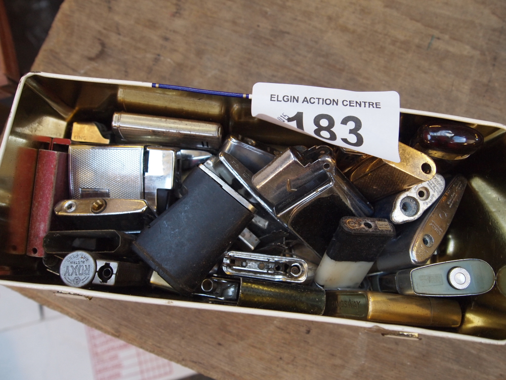 Sale Item:    TIN CIGARETTE LIGHTERS (AF)   Vat Status:   No Vat   Buyers Premium:  This lot is