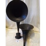 Sale Item:    GECOPHONE RADIO HORN SPEAKER & SPARE HORN (WOODEN)  Vat Status:   No Vat   Buyers