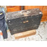 A vintage carpenters toolbox Hayter and