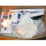 A quantity of sewing items