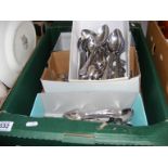 A quantity of EPNS cutlery