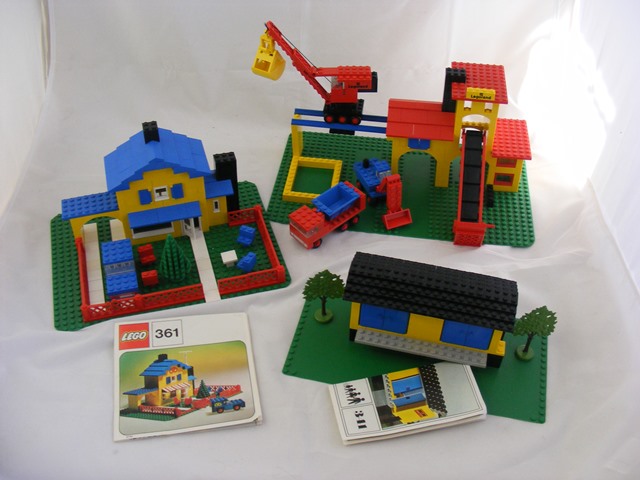 A quantity of vintage lego sets