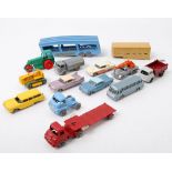 Opening: 40 EUR        MATCHBOX/LESNEY Konvolut Modellautos, u.a. Car Transporter, Crane Truck, Ford