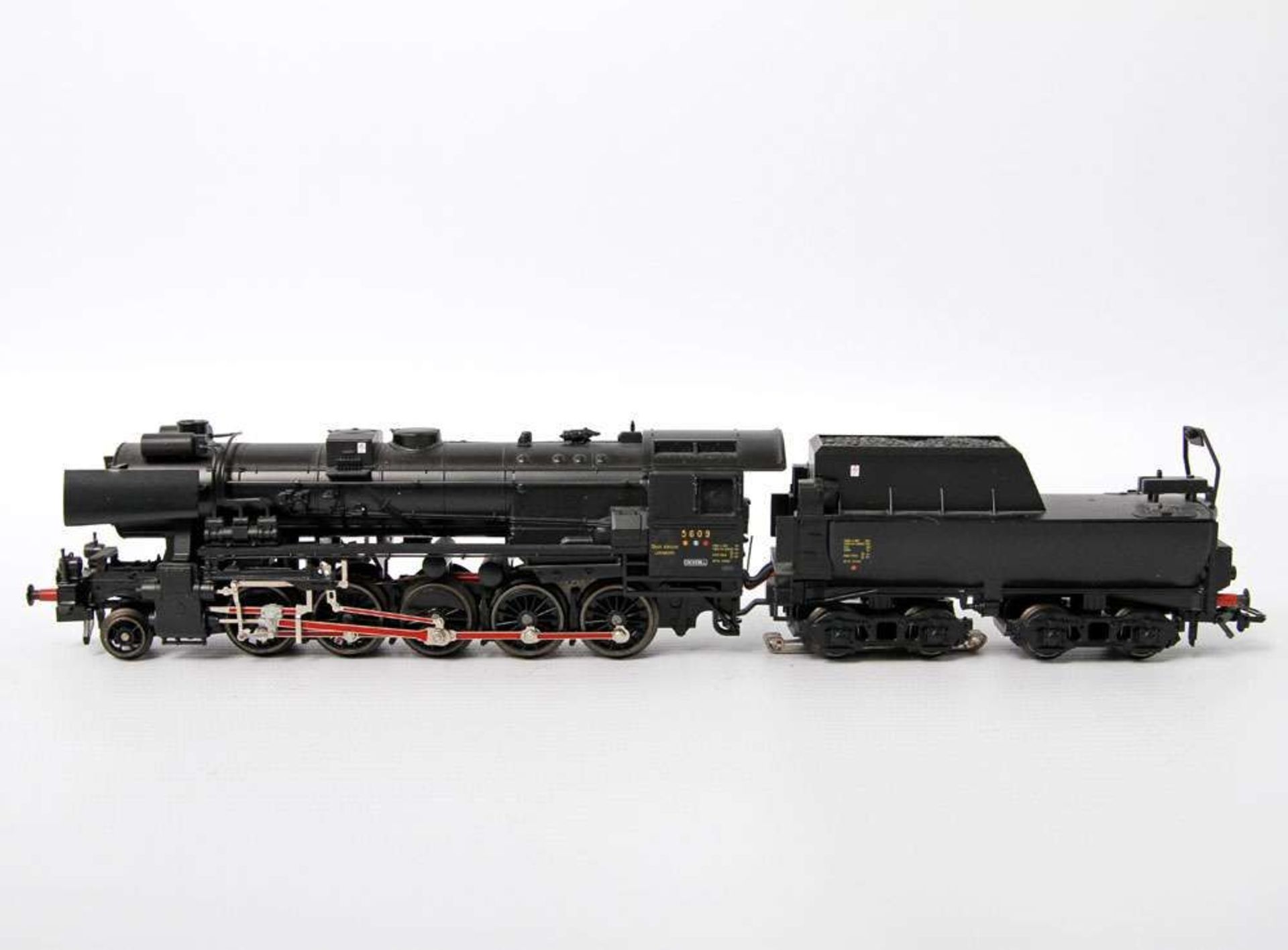 MÄRKLIN Dampflok BR 56 der CFL, Spur H0, schwarzer Guß. Gemarkt und bez. "5609", Kunststoff-