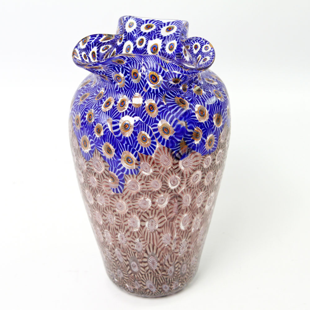 MURANO Formentello-Vase, 20. Jh. Balusterförmiger Korpus mit gewelltem Rand, farbloses Glas mit