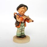 GOEBEL Hummelfigur "Geigerlein", 1950er Jahre, polychrom staffiert. Gemarkt und bezeichnet, Modell-