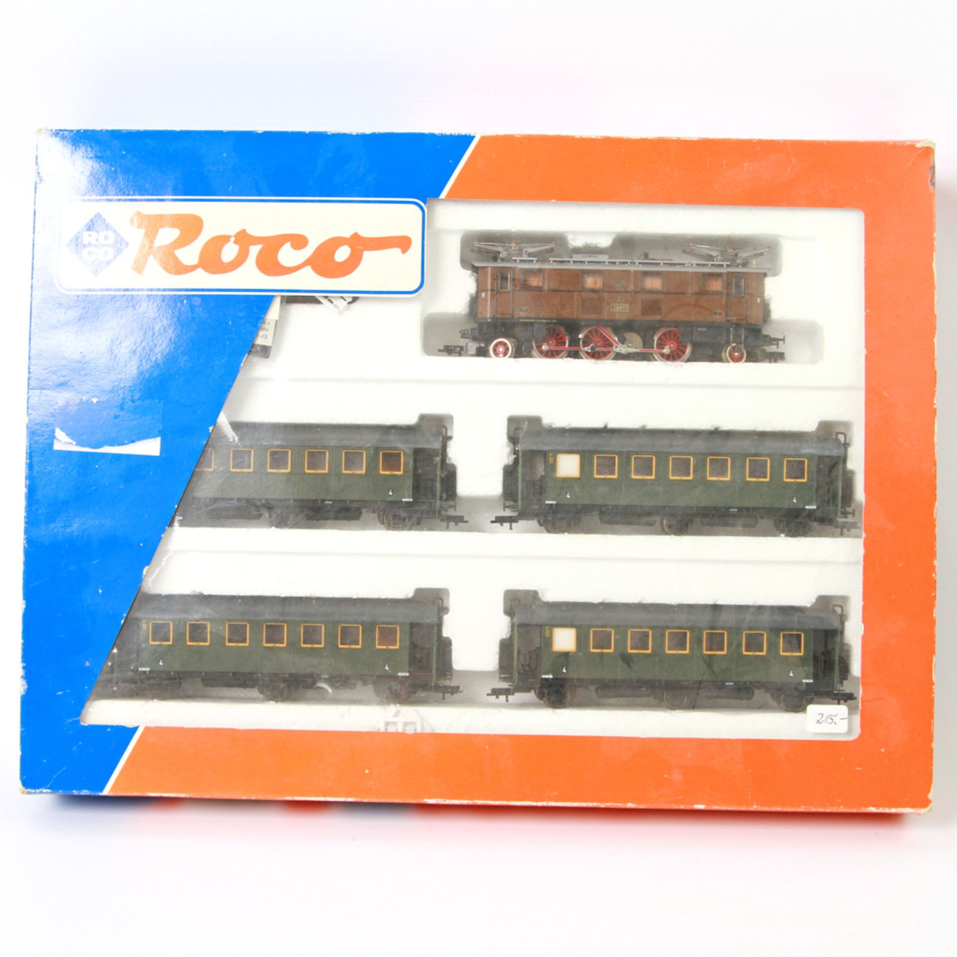 ROCO Zugpackung 43048, Spur H0, bestehend aus E-Lok BN 20011 und vier grünen Wagons. Wohl in