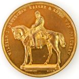 Vergoldete Medaille von Mayer und Wilhelm 1896 auf die Einweihung des Kaiser Wilhelm Denkmals und