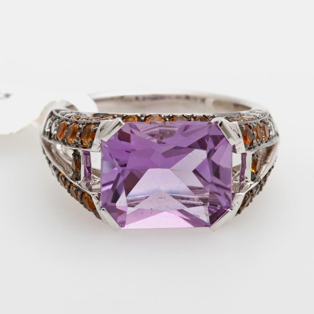 Damenring, bes. mit einem großen Amethyst sowie fac. Citrinen u. Diam.-Brillanten, zus. ca. 0,