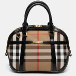 BURBERRY elegante Bowling-Bag. SEHR GEPFLEGTER ERHALT!! Fronten textil in klassischem BURBERRY-