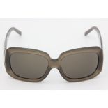 BURBERRY edle Sonnenbrille. TOP ERHALT!! Taupefarbenes, transparentes Kunststoffgestell,