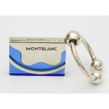 MONTBLANC aparter Schlüsselanhänger. Rechteckiger Anhänger, blau-transparent und Details in Silber