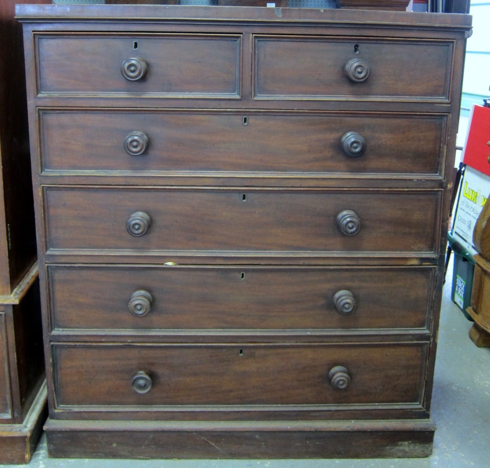 19th century mahogany chest of two short over four long graduated drawers