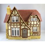 1970's doll's house, Provenance:  From a single owner collection of over 300 dolls including: Armand